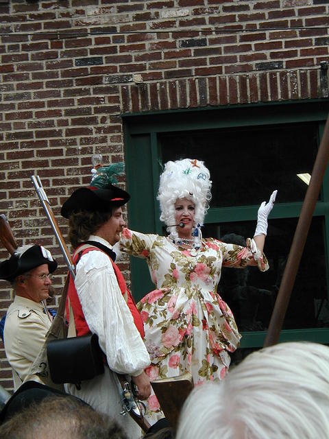 Marie is captured and brought to the operating guillotine.